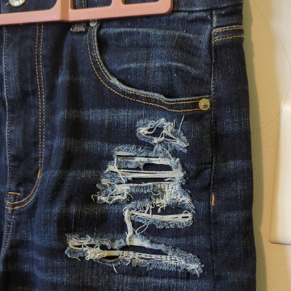 American Eagle Outfitters Blue Distressed Jean Shorts - Picture 2 of 8